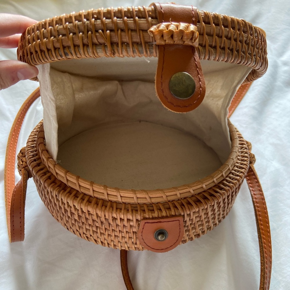Handwoven Bag - Picture 3 of 6